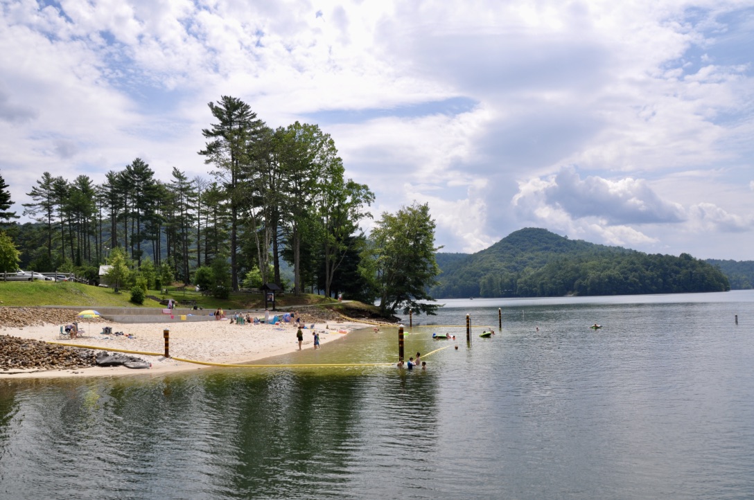 Lake Glenville, north of Cashiers